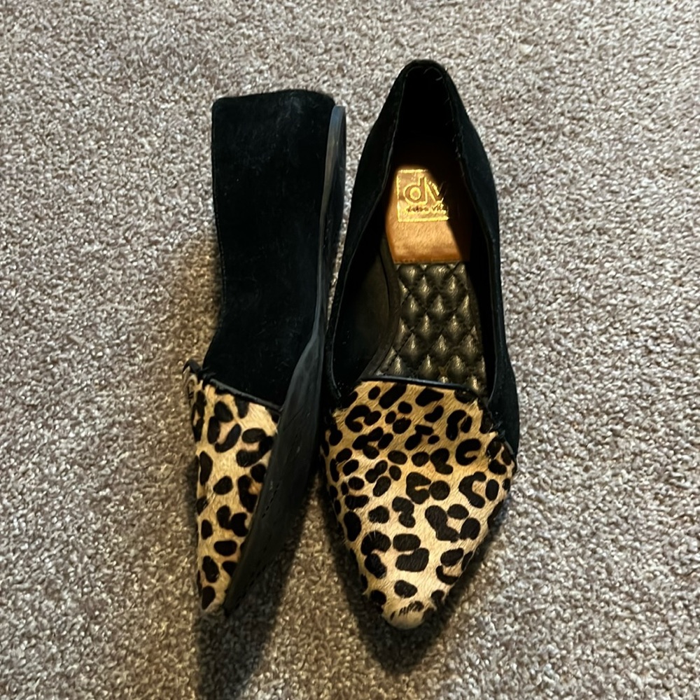 Dolce Vita leopard and black flats size 7